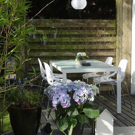 Black & White شقة