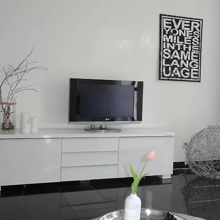 Black & White شقة