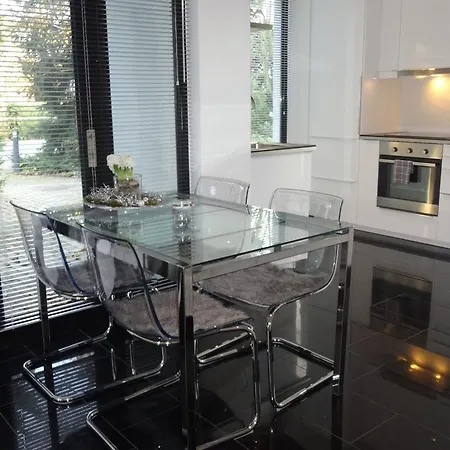 Black & White Apartment Neuss